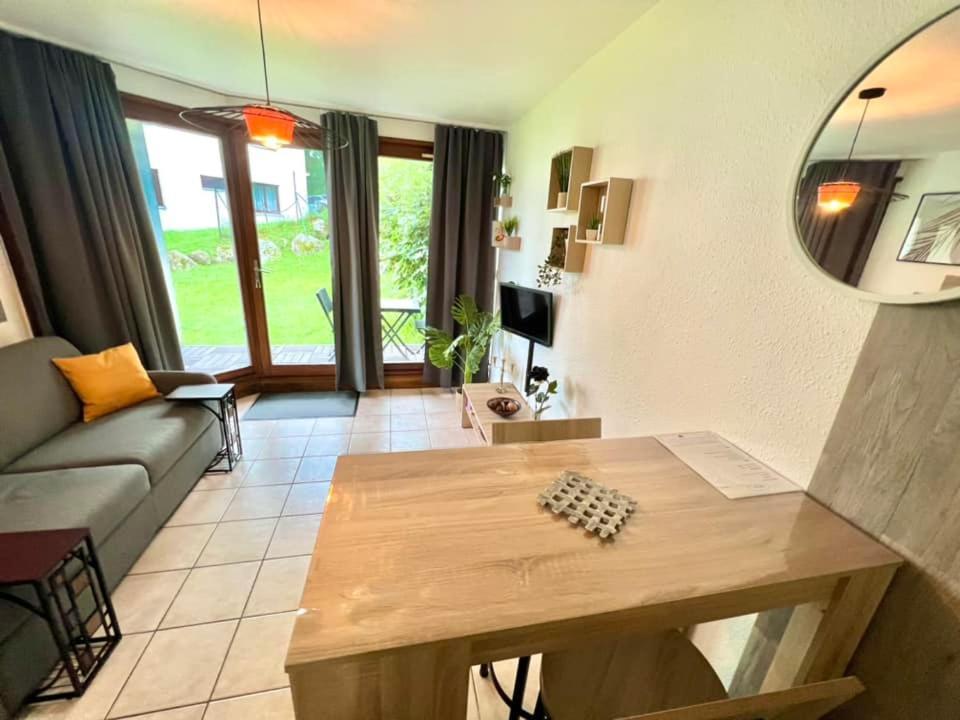Joli Studio Cosy, Vue Magnifique Et Terrasse Privee Gérardmer Kültér fotó